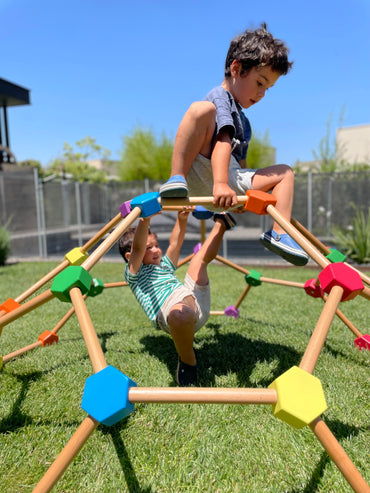 Domo Escalable de Madera – Juego Motriz y Movimiento Infantil