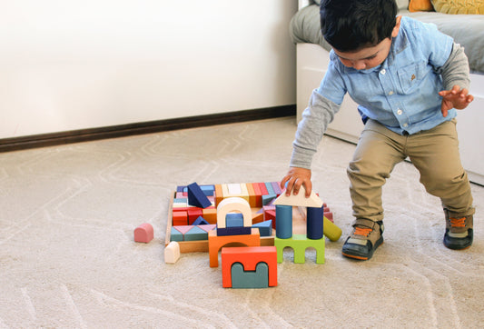 Pantallas o experiencia real: por qué los niños necesitan volver a jugar con el mundo