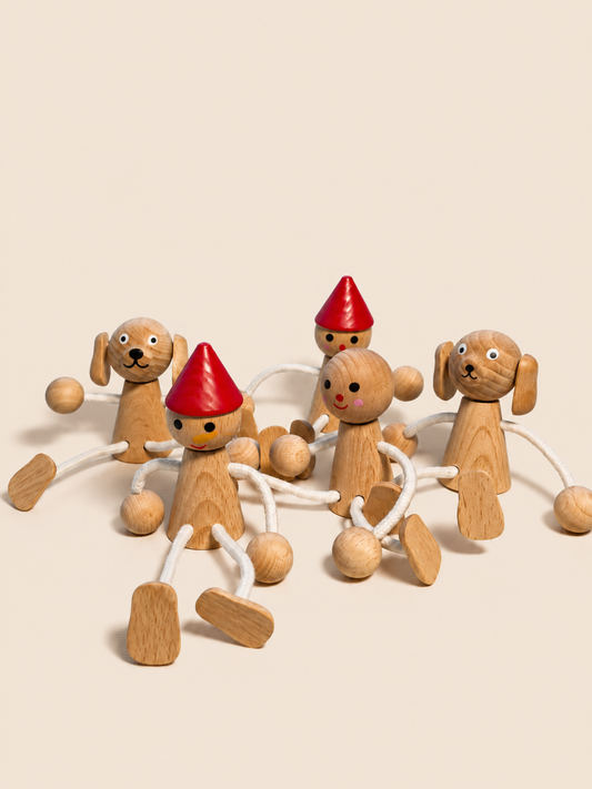 Pequeños amigos de madera