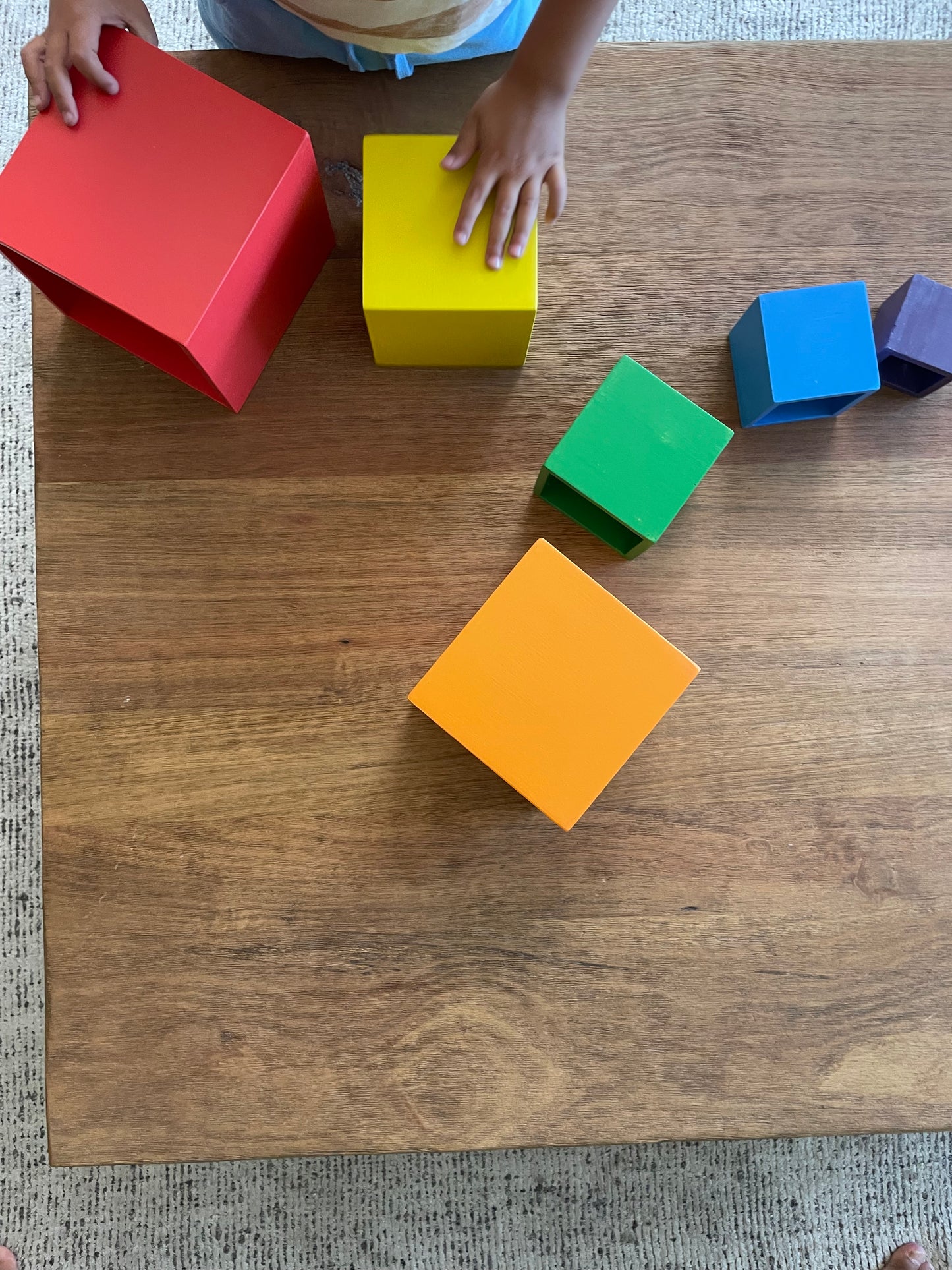 Cajas apilables Arcoíris