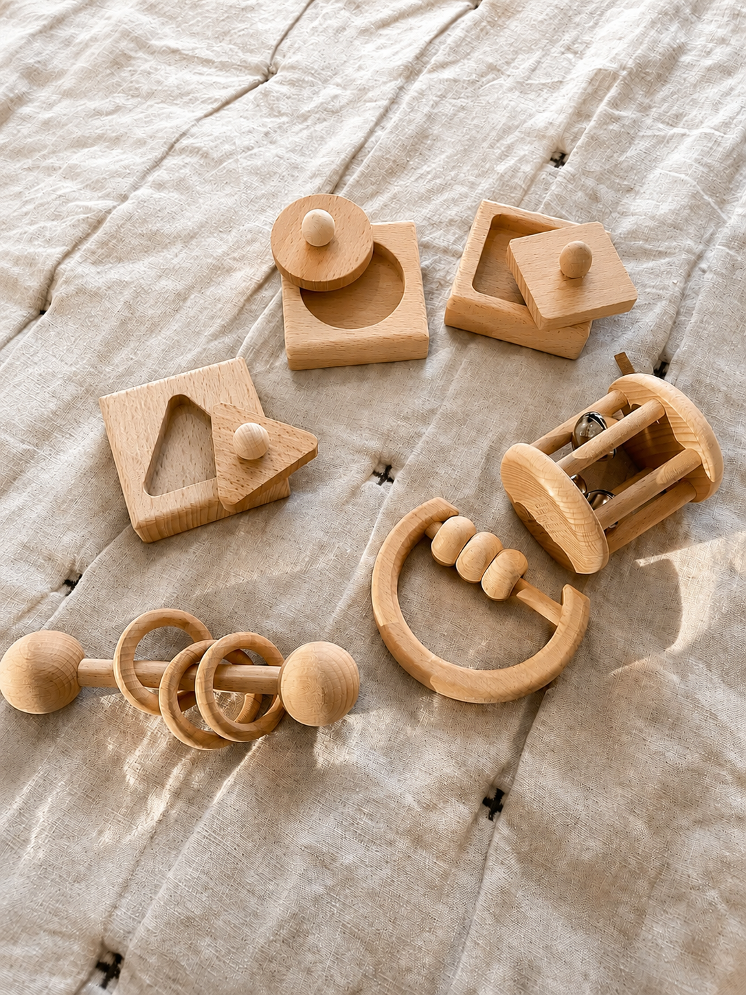 Set de Sonajeros Sensoriales de Madera – 6 Piezas